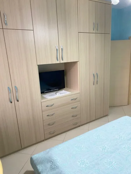 0688146454 Shitet apartament 1+1+Aneks+Ballkon Kati 5, 75 m² (Rruga Rrapa Hekali)