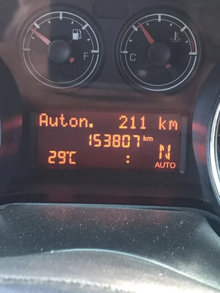 Kurbin, shitet makine Fiat Bravo Multijet 1.6 Nafte, gri metalizato automatik Kondicioner 153.000 km 3.500 €