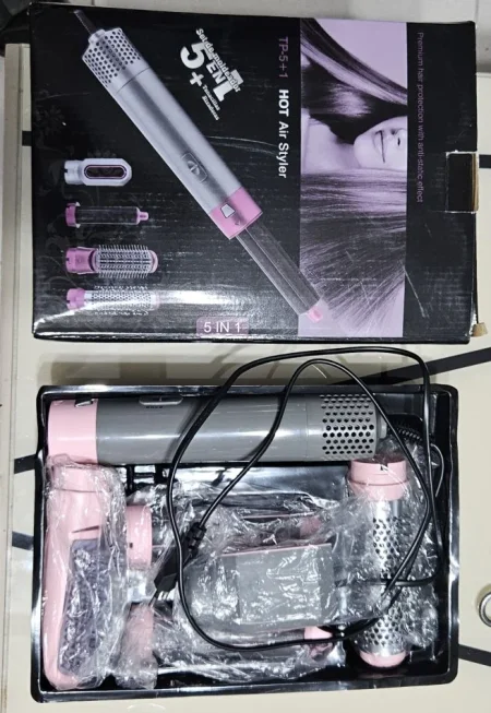 Tirane, shes Tharese Flokesh | Stilues Shes Air Styler , Tharëse