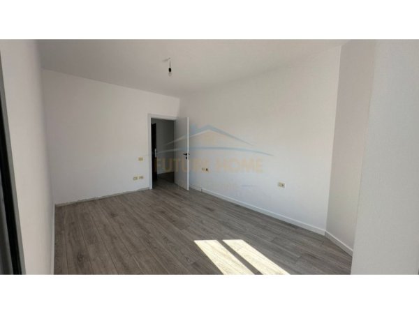 Tirane, shitet apartament 1+1+Aneks+Ballkon Kati 5, 74 m² 105.000 € (teodor keko)
