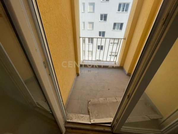 Tirane, shes apartament Kati 3, (Selite)