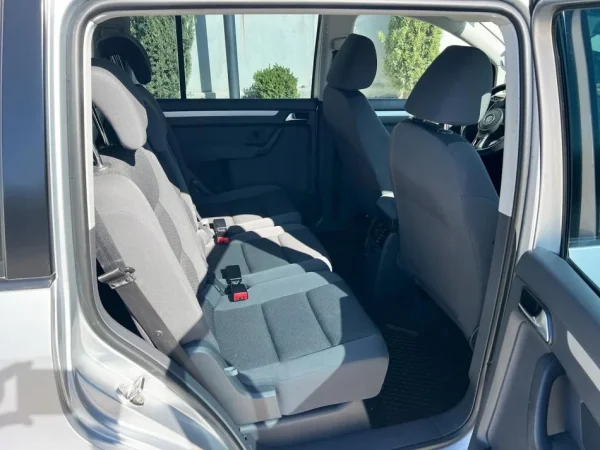 Volkswagen TOURAN 1.6 NAFTE 👉 2011 👈 kambio MANUALE - 5 VENDE