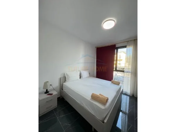 Tirane, jepet me qera apartament 2+1 Kati 1, 95 m² 600 € (Porceln , ASL2)