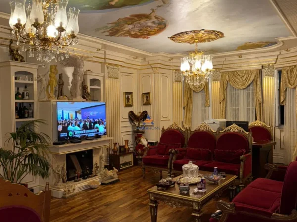 Tirane, shitet Vile 5+1 Kati 4, 676 m² 780.000 € (KODRA E PRIFTIT)