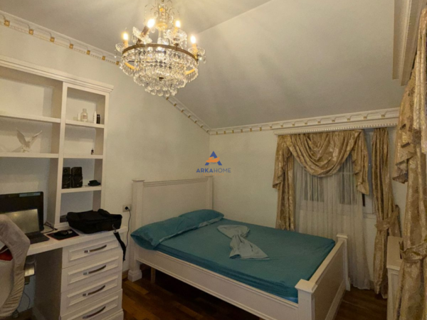 Tirane, shitet Vile 5+1 Kati 4, 676 m² 780.000 € (KODRA E PRIFTIT)