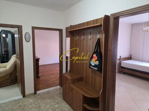 Tirane, jepet me qera apartament 2+1 Kati 4, 75 m² 600 € (RRUGA SIRI KODRA)