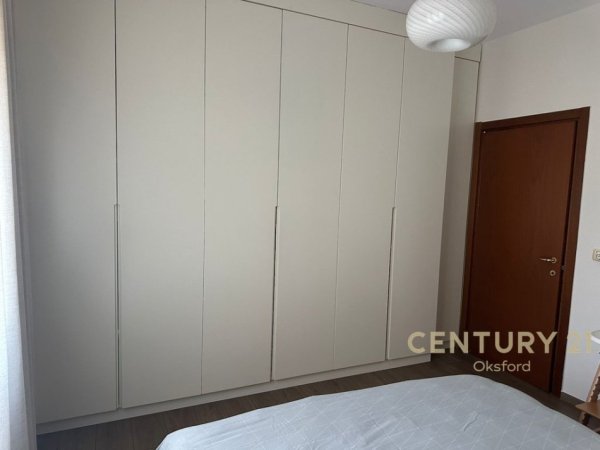 Tirane, jepet me qera apartament 2+1 Kati 4, 74 m² 800 € (MYSLYM SHYRI)