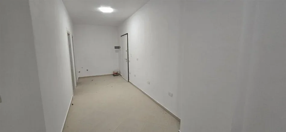 Shitet 1+1 në Fresk 1000 euro/m²