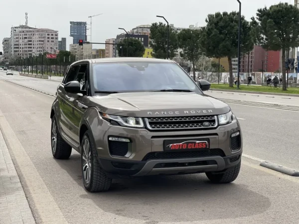 Tirane, shes makine Range Rover Evoque Benzin, kafe automatik Klima 102.000 km 16.900 €