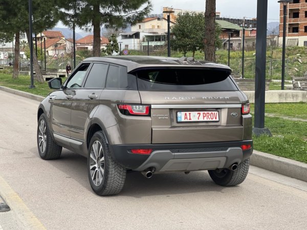 Tirane, shes makine Range Rover Evoque Benzin, kafe automatik Klima 102.000 km 17.500 €