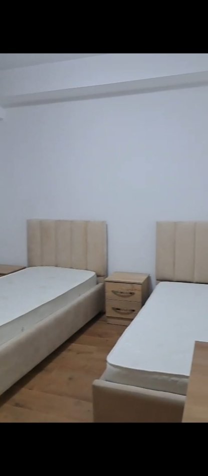 Tirane, jepet me qera apartament 1+1 Kati 3, 70 m² 600 € (Rruga Jordan Misja, Pranë Universitetit Beder, Tiranë)