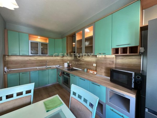 Tirane, jepet me qera apartament 1+1 Kati 3, 90 m² 700 € (VASIL SHANTO)