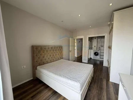 Tirane, jepet me qera apartament 2+1 Kati 5, 100 m² 550 € 