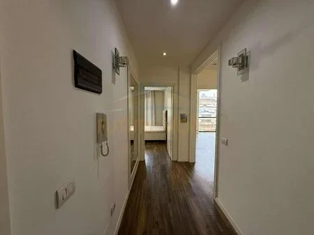 Tirane, jepet me qera apartament 2+1 Kati 5, 100 m² 550 € 