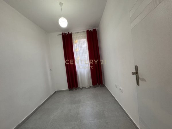 Tirane, jepet me qera apartament 2+1 Kati 4, 85 m² 400 € (Shkozë, Kompleksi Tom Doshi)