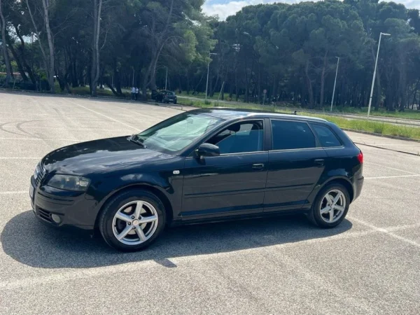 Vlore, shes makine audi A3 Nafte, e zeze automatik Klima 282.000 km 4.950 €