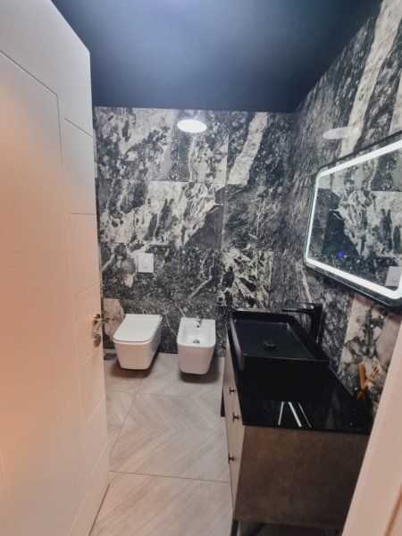 Tirane, shitet apartament 2+1+Ballkon Kati 10, 112 m² 270.000 € (Ola Fast , I Investuar Totalisht)