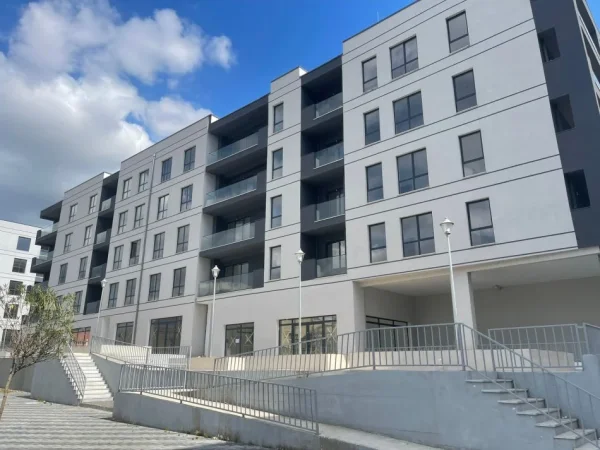 Tirane, shitet apartament 2+1 , 111 m² 133.000 € (5 MAJI)