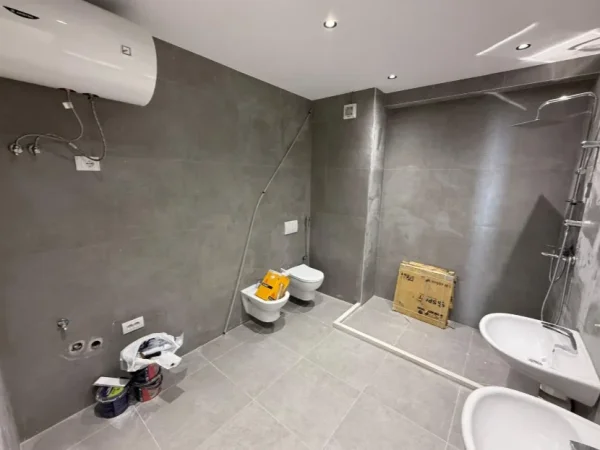 Tirane, shitet 3+1+Ballkon Kati 8, 173 m² 311.175 € (Urban Gate)