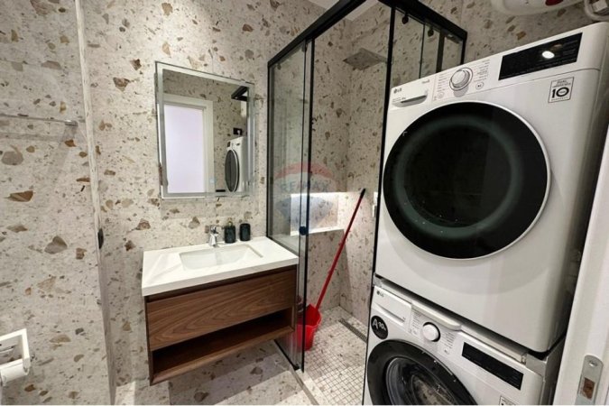 Tirane, shitet apartament 2+1 , 87 m² 250.000 € (Porcelan)