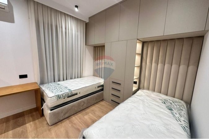 Tirane, shitet apartament 2+1 , 87 m² 250.000 € (Porcelan)