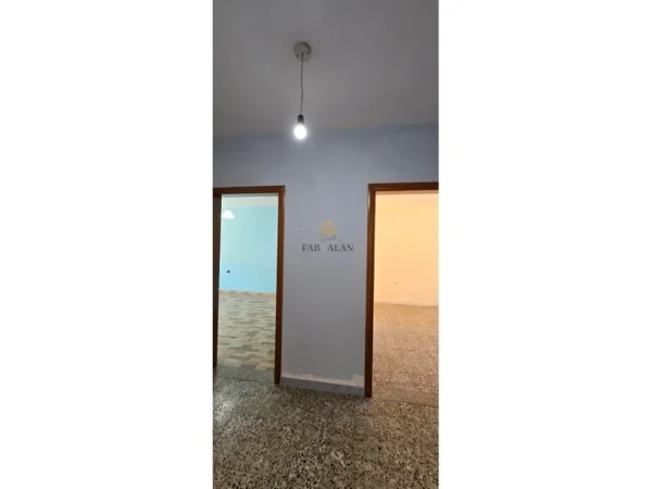 Tirane, shitet apartament 1+1 Kati 4, 59 m² 125.000 € (21 Dhjetori)