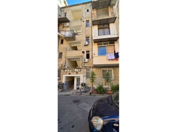 Tirane, shitet apartament 1+1 Kati 4, 59 m² 125.000 € (21 Dhjetori)
