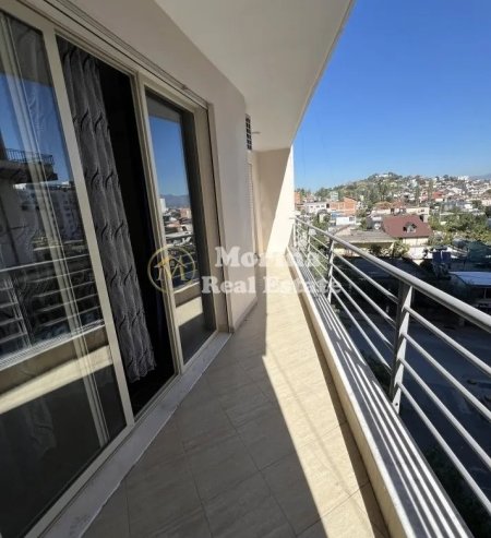 Tirane, jepet me qera apartament 2+1 Kati 4, 118 m² 450 € (Yzberisht)