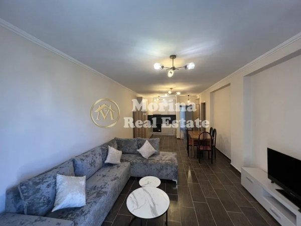 Tirane, jepet me qera apartament 2+1 Kati 4, 118 m² 450 € (Yzberisht)