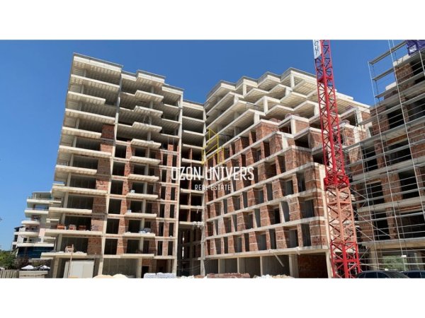 Vlore, shitet apartament 1+1+Ballkon Kati 7, 77 m² 248.640 € (Lungomare, Vlorë)