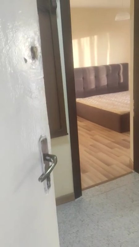 Tirane, jepet me qera apartament 2+1 Kati 2, 60m² 300 Euro