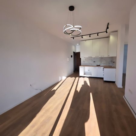 Tirane, shitet apartament 2+1 , 78 m² 170.000 € (Pazari i Ri)