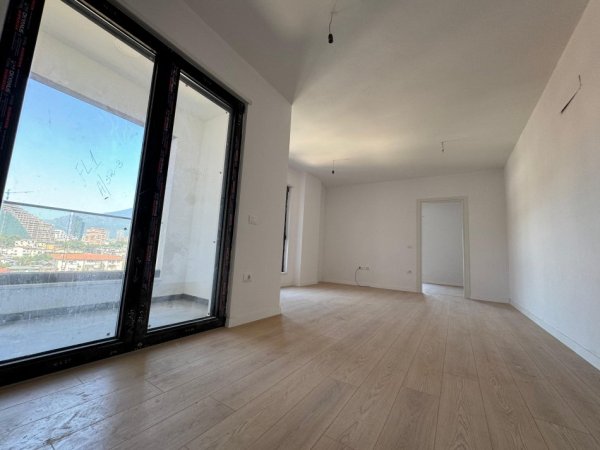 shitet apartament , 97 m² 280.000 € (prane Kika 2)