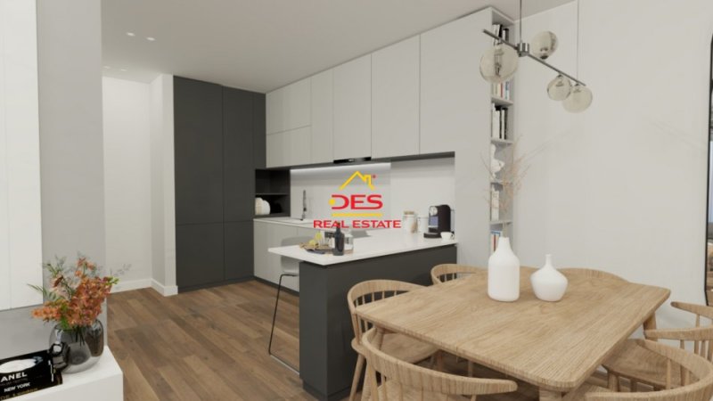 Vlore, jepet me qera apartament 2+1+Ballkon Kati 4, 90 m² 500 € (Rruga Lef Sallata)