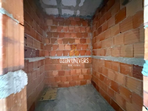 Vlore, shitet apartament 1+1+Ballkon Kati 7, 77 m² 248.000 € (Lungomare, Vlorë)