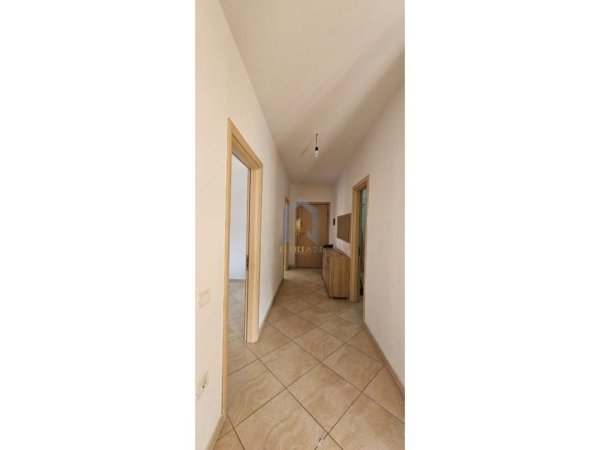 Tirane, jepet me qera apartament 3+1+Ballkon Kati 5, 135 m² 750 € (ASTIR Kompleksi Green City)