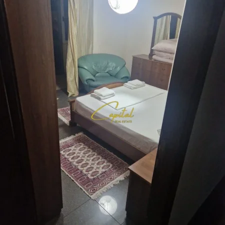 Tirane, jepet me qera apartament 2+1 Kati 0, 90 m² 500 € (BULEVARDI I RI)