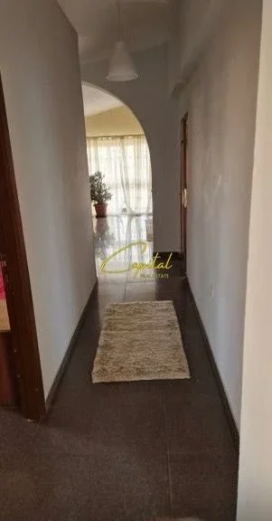 Tirane, jepet me qera apartament 2+1 Kati 0, 90 m² 500 € (BULEVARDI I RI)