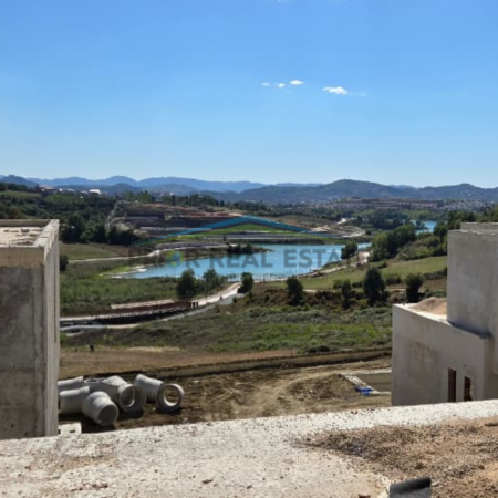 Tirane, shitet Vile 2 Katshe , 342 m² , 750.000EURO (Milord Residence, Farke)