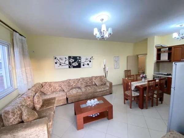 Tirane, shitet apartament 1+1 Kati 5, 75 m² 141.000 € (FRESKU)