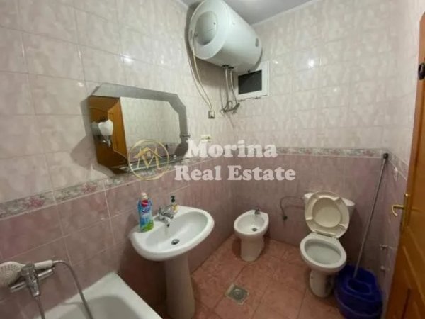 Tirane, jepet me qera apartament 2+1 Kati 8, 110 m² 450 € (Komuna e Parisit)