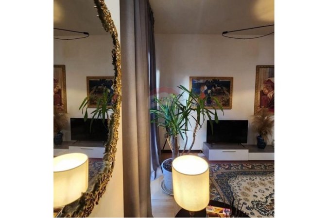 Tirane, jepet me qera apartament 2+1+Ballkon , 100 m² 730 € (Kodra e Diellit)