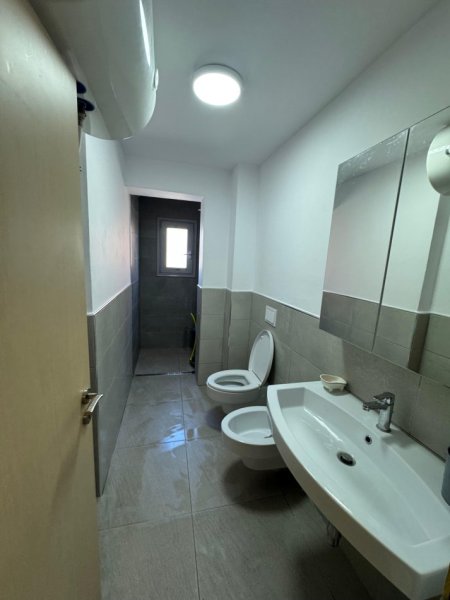 📣 QERA Apartament 2+1 📍 Xhamllik, Prane "Rosmann Lala" ✨ 💶 Cmimi 50.000 Leke