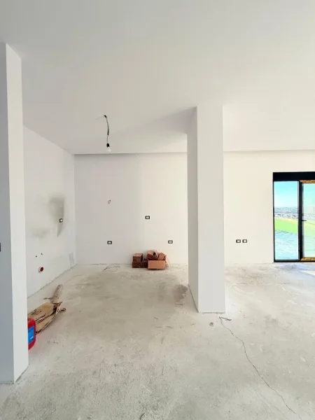 Fier, shitet apartament+verande | Penthouse 2+1+Aneks+Ballkon , 120.000 € 