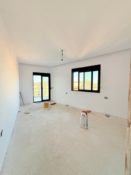 Fier, shitet apartament+verande | Penthouse 2+1+Aneks+Ballkon , 120.000 € 