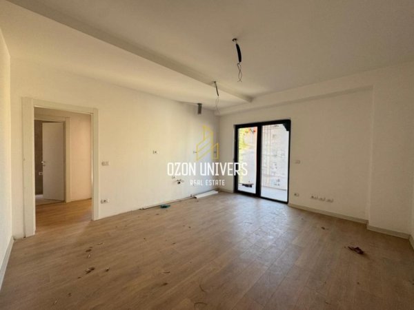 Tirane, shitet apartament 2+1+Ballkon Kati 4, 117 m² 328.440 € (Garden Building, Rruga e Kavajës)