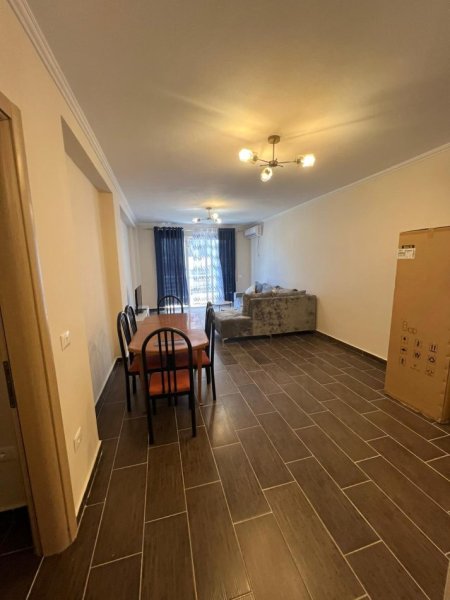 Tirane, jepet me qera apartament 2+1 Kati 4, 118 m² 450 € (yzberisht)