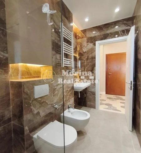 Tirane, jepet me qera apartament Kati 7, 80 m² 800 € (Delijorgji)