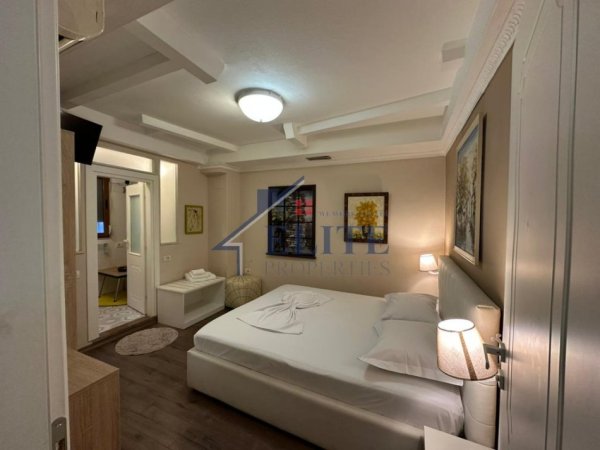 Tirane, jepet me qera apartament 1+1 Kati 1, 55 m² 550 € (Xhamia e Tabakeve)