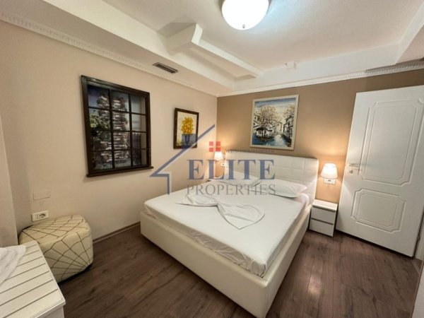 Tirane, jepet me qera apartament 1+1 Kati 1, 55 m² 550 € (Xhamia e Tabakeve)